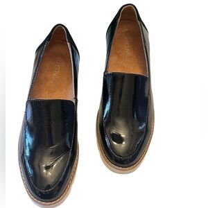 Vionic Black Patent Soft Leather Slip-On Loafers